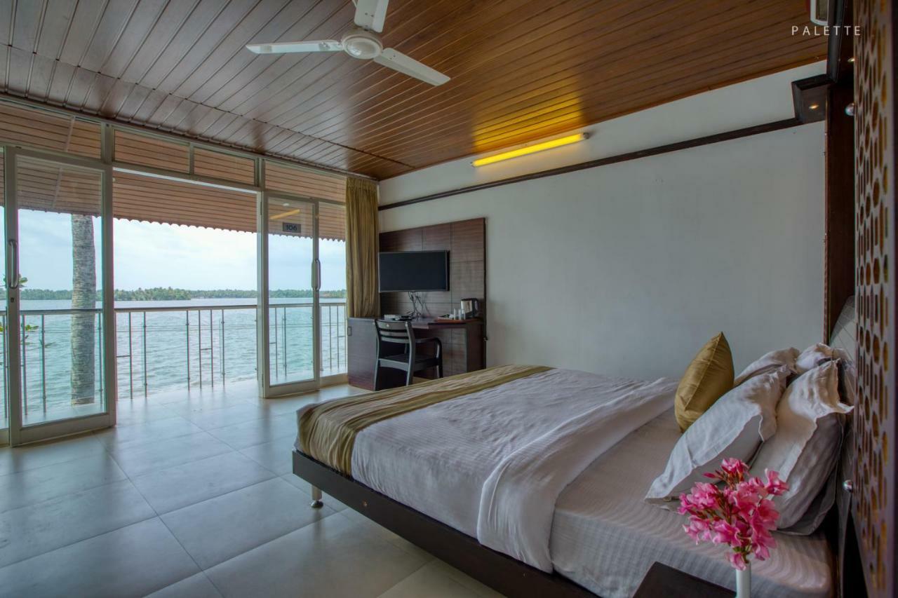 Hotel Grand Ayur Island Perumbalam Exterior foto