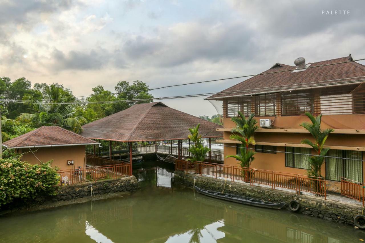 Hotel Grand Ayur Island Perumbalam Exterior foto