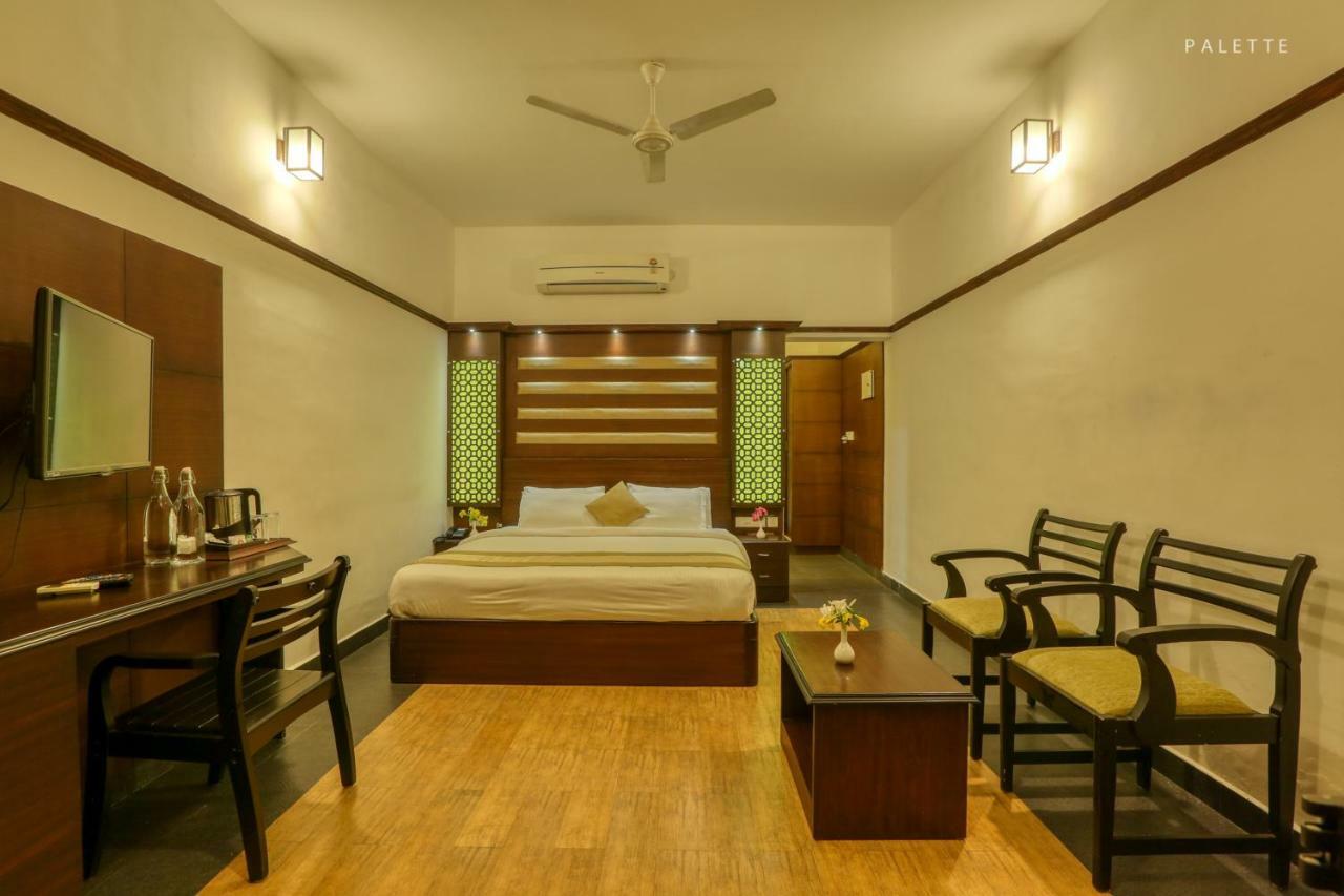 Hotel Grand Ayur Island Perumbalam Exterior foto