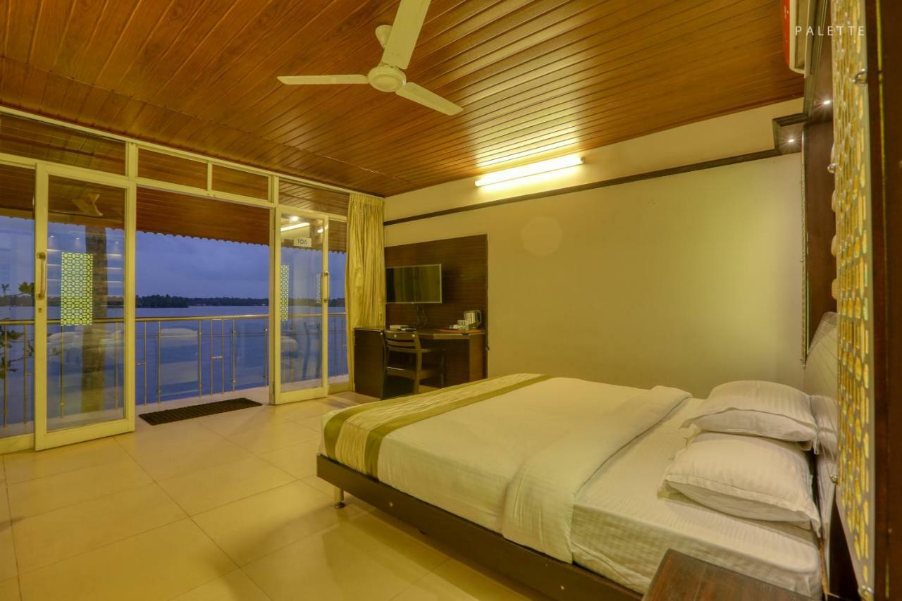 Hotel Grand Ayur Island Perumbalam Exterior foto
